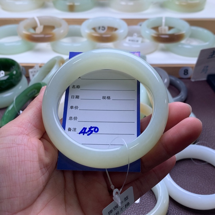 和田玉未镶嵌手镯63