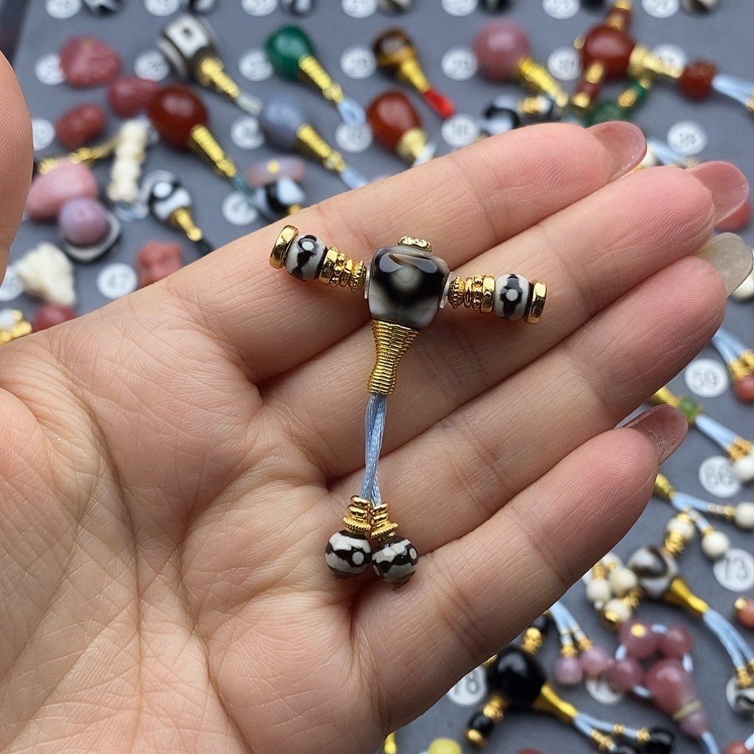 玛瑙/玉髓未镶嵌饰品