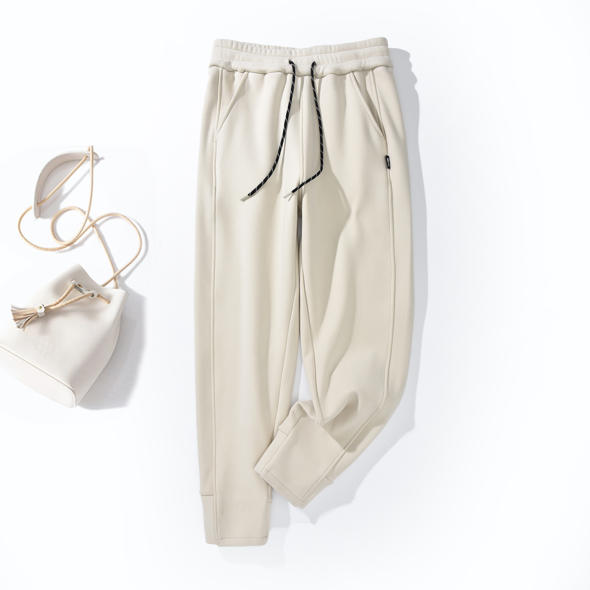 24加绒加厚冬季新款拼接高腰长裤冬款简约小标立体防风奥利绒卫裤