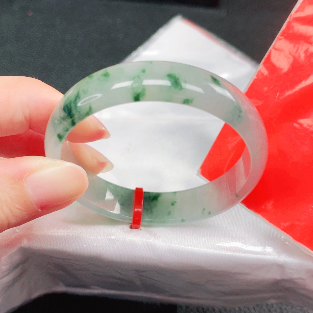 翡翠未镶嵌手镯48圈