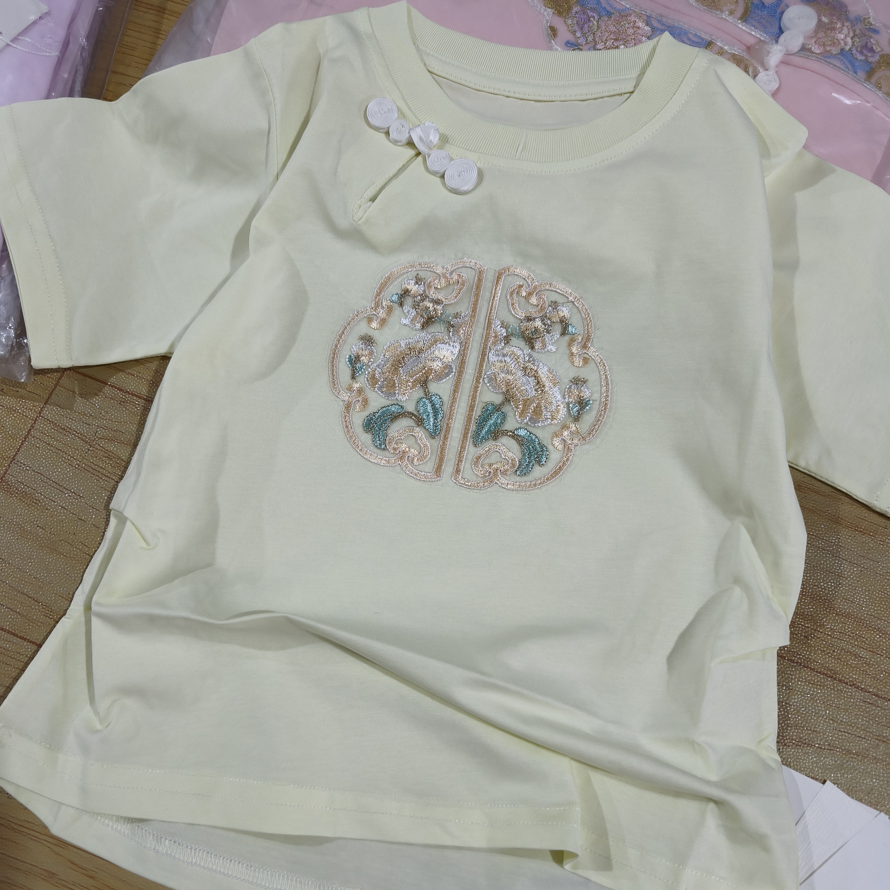 2472中童新中式国风刺绣短袖