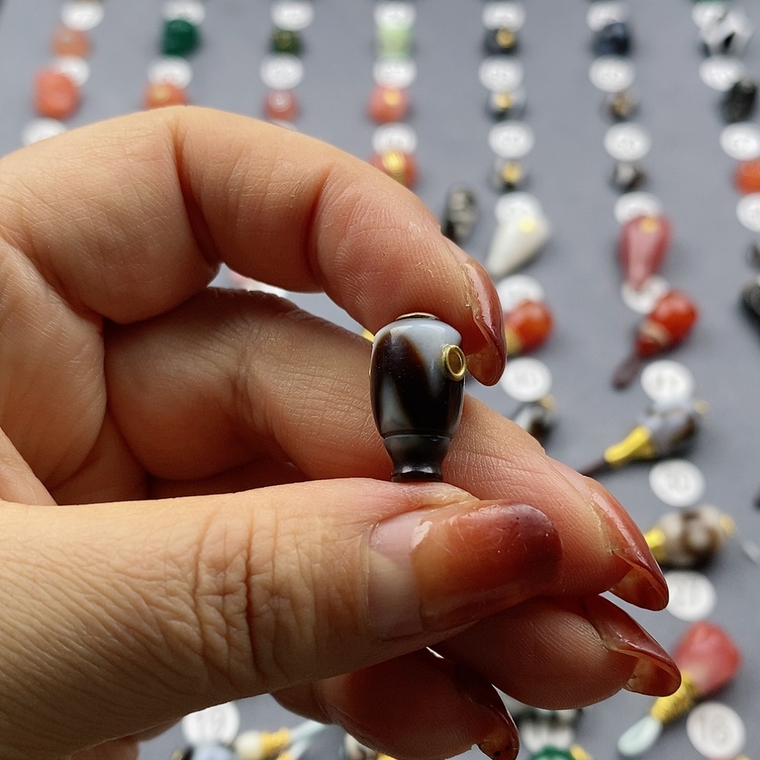 玛瑙/玉髓饰品未镶嵌