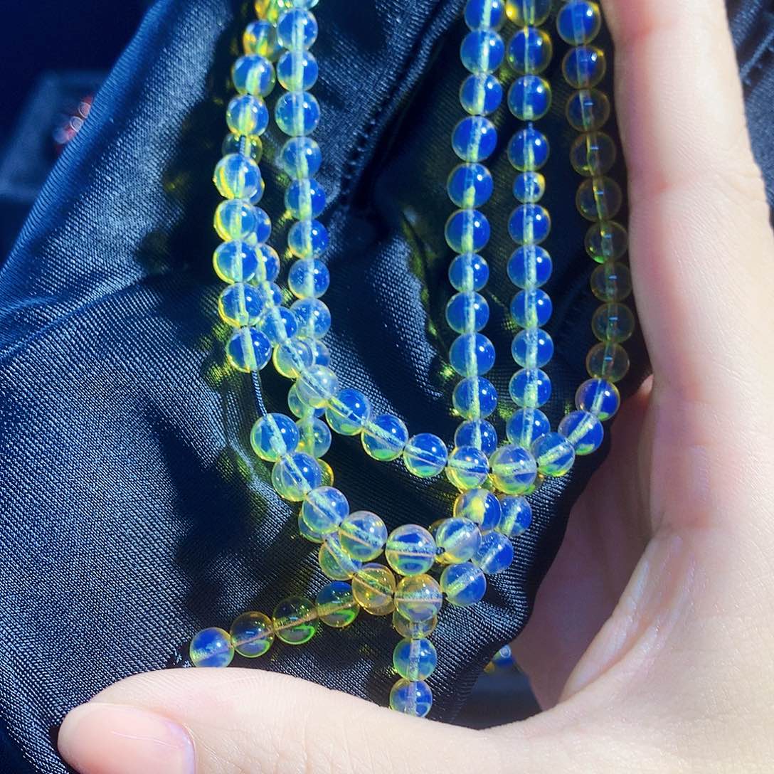 未镶嵌琥珀珠宝奇石