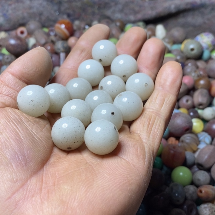 和田玉（糖玉）未镶嵌手链