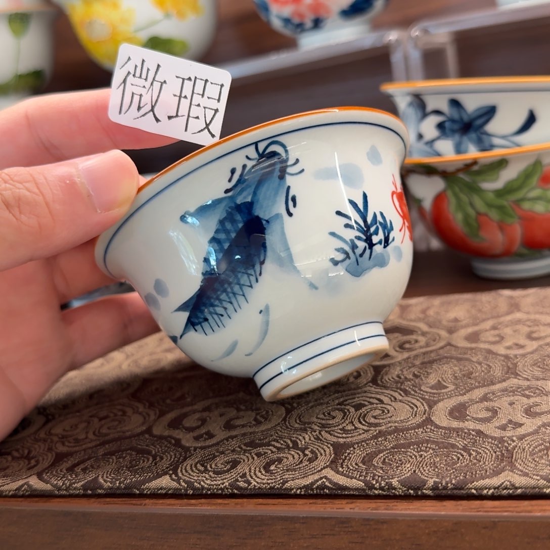 釉下手绘茶具微瑕