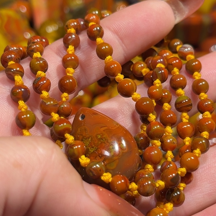 非金属无?**?战国红