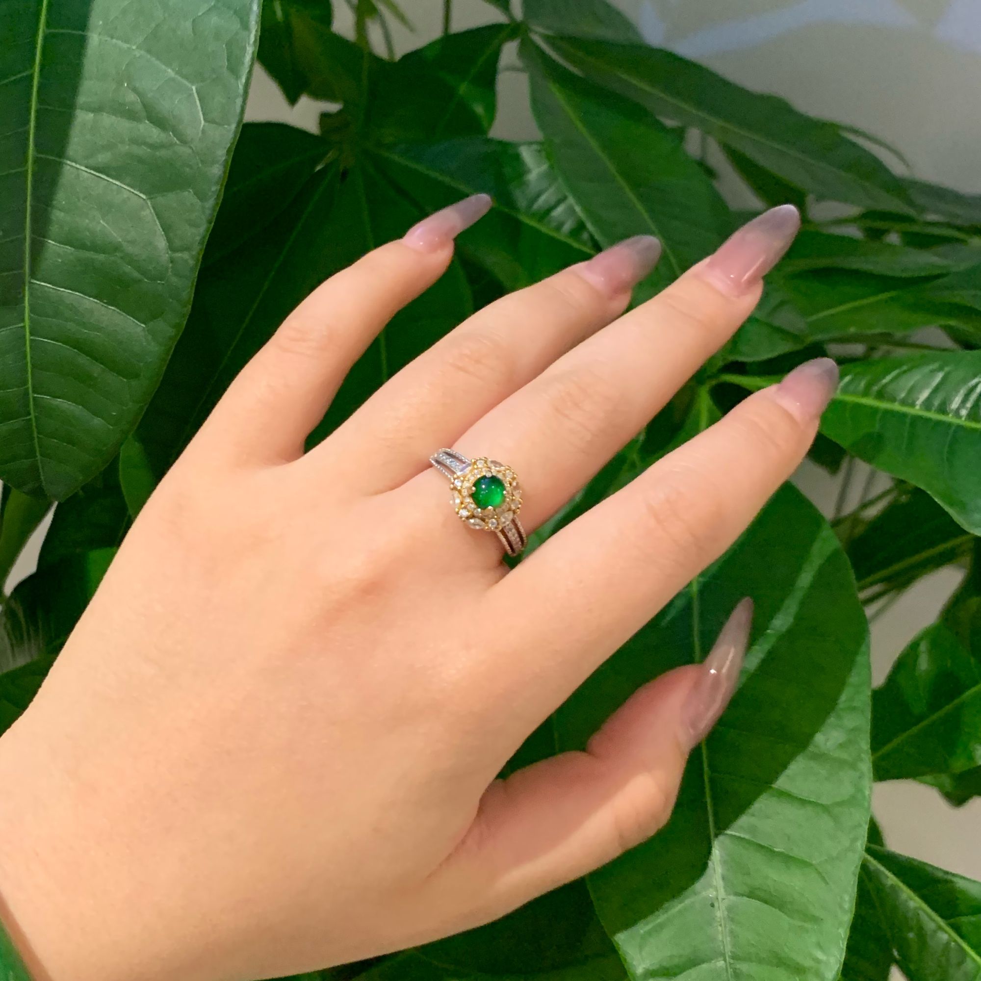 S925银镶嵌高冰蛋面天然翡翠戒指高级感