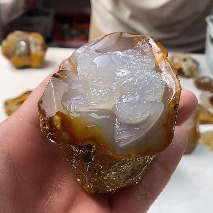 未镶嵌颈饰玛瑙/玉髓