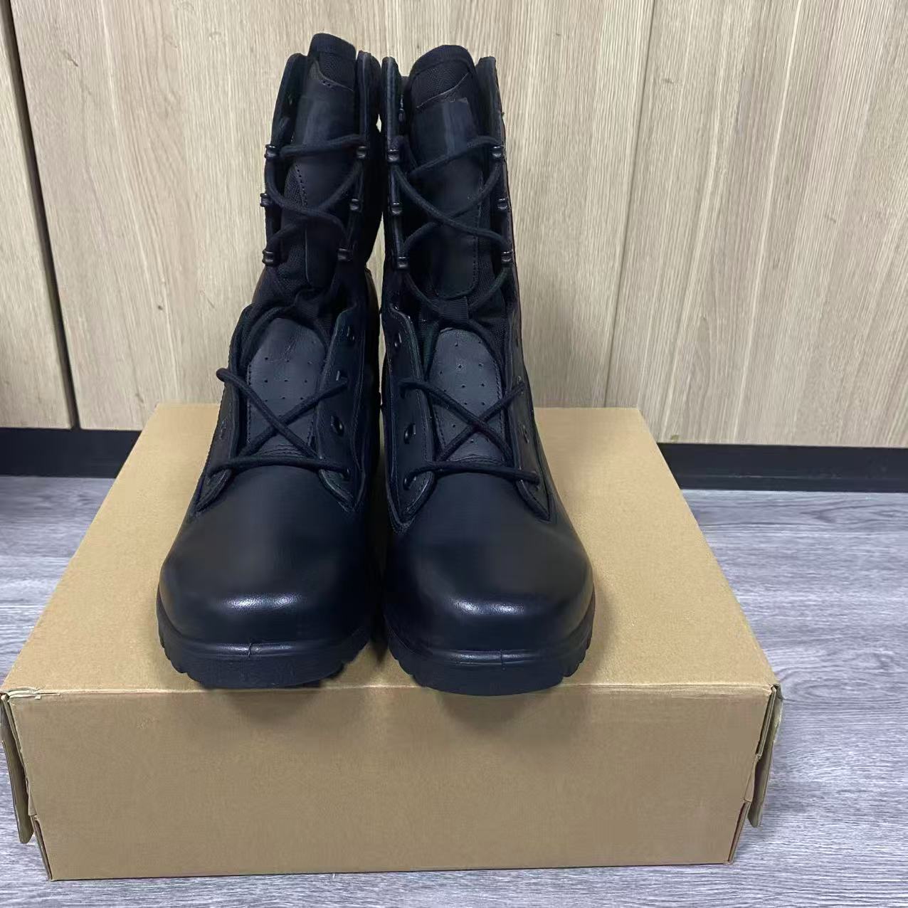 高帮防滑耐磨作战靴适合户外登山等活动