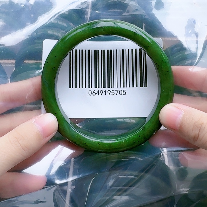 和田玉（碧玉）手镯未镶嵌62微瑕