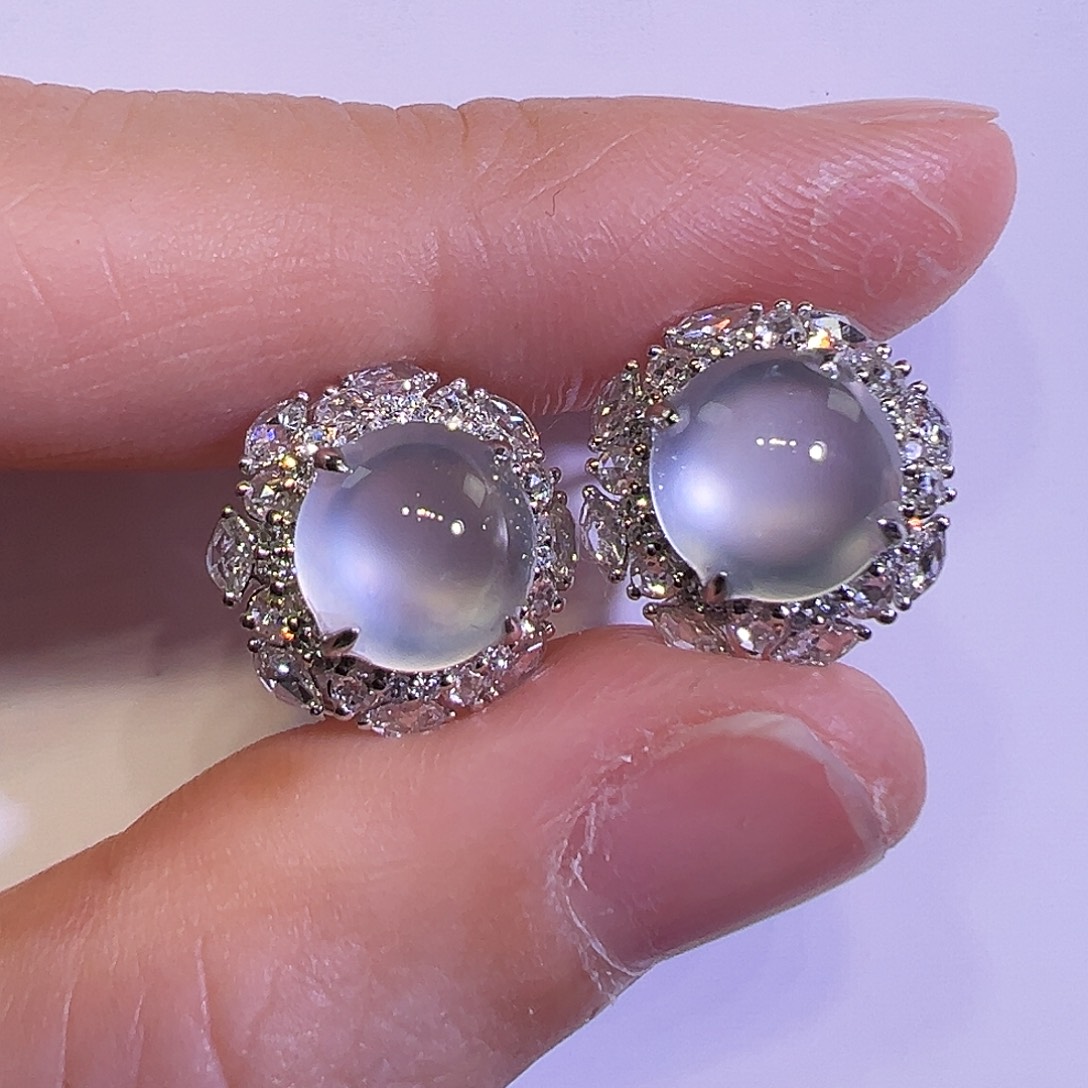 翡翠18K金镶嵌耳饰耳包8.1正圆