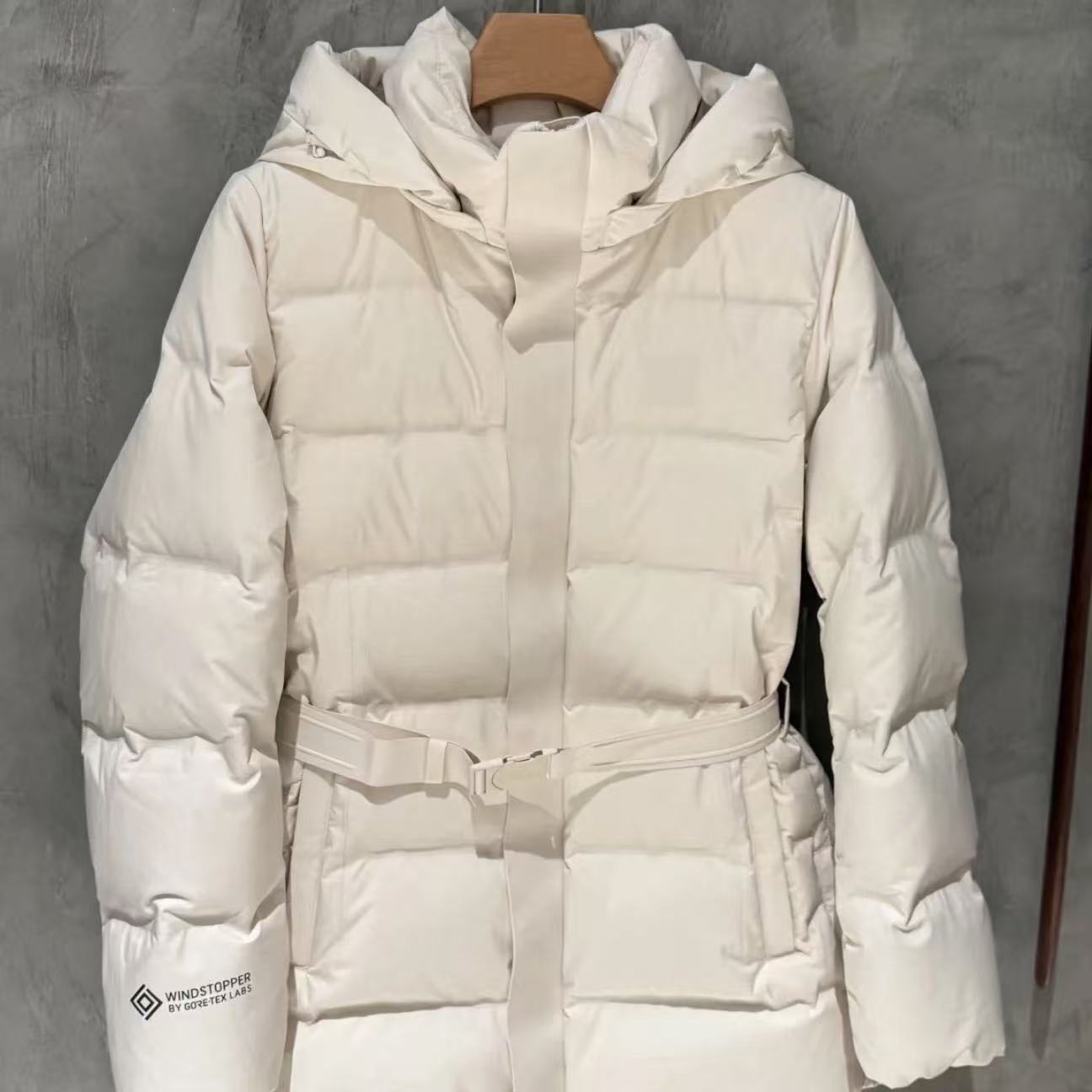 KL长款修身型女连帽羽绒服厚度女装休闲白色收腰