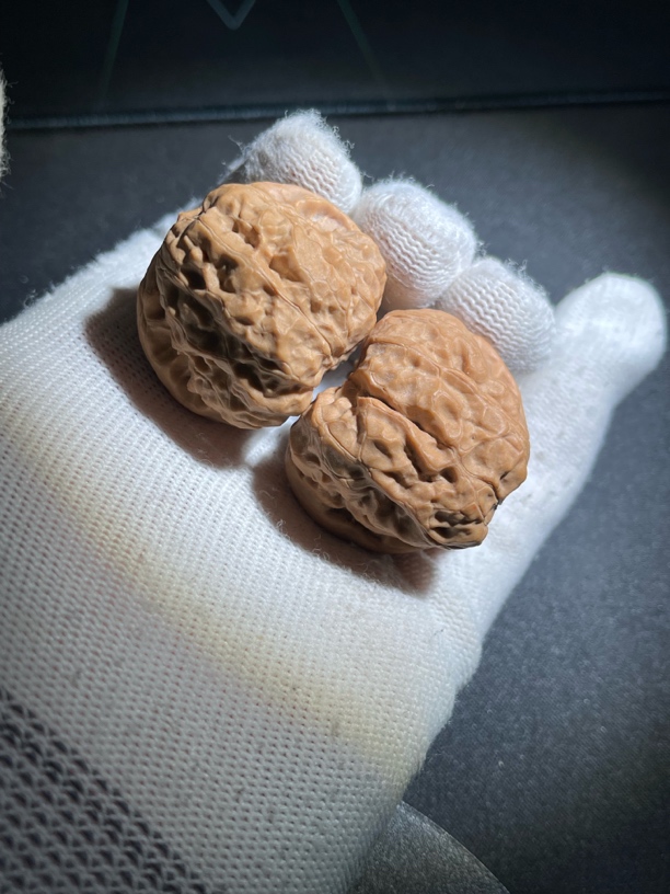 1217004水晶矮桩金蟾蛤蟆头文玩核桃 尺寸:边36肚38高30