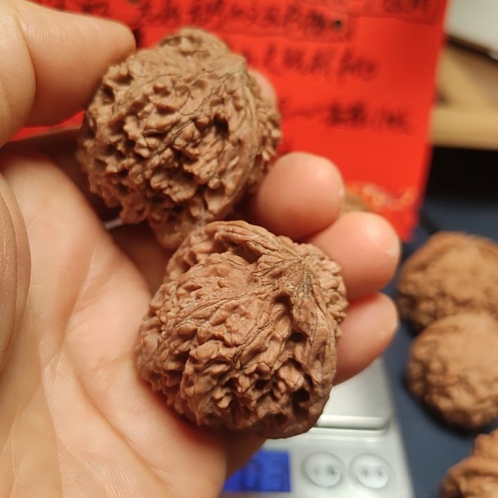 文玩核桃把件39的全品满天星