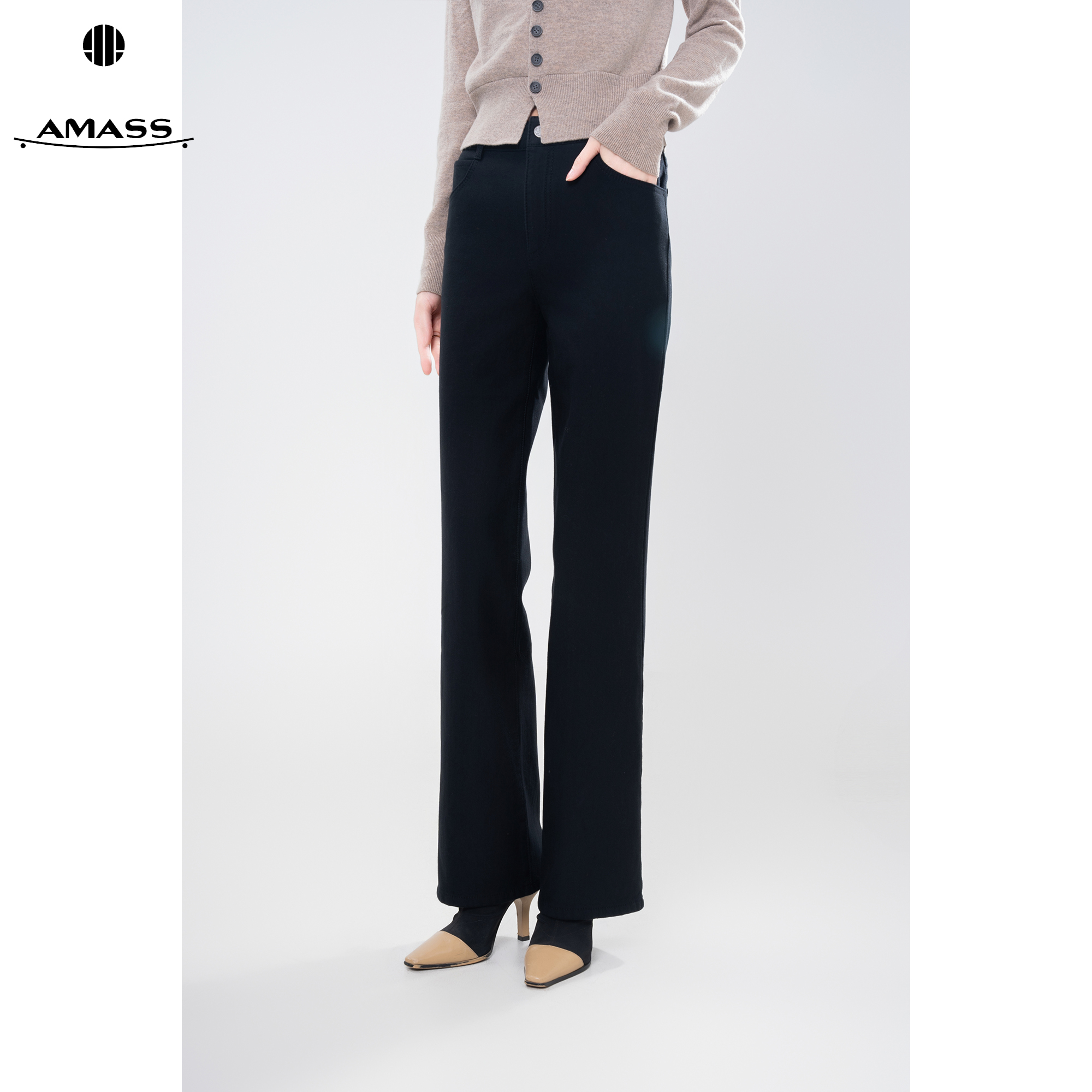 AMASS/阿玛施新款复古时尚直筒百搭轻职风休闲纯色牛仔裤女510011