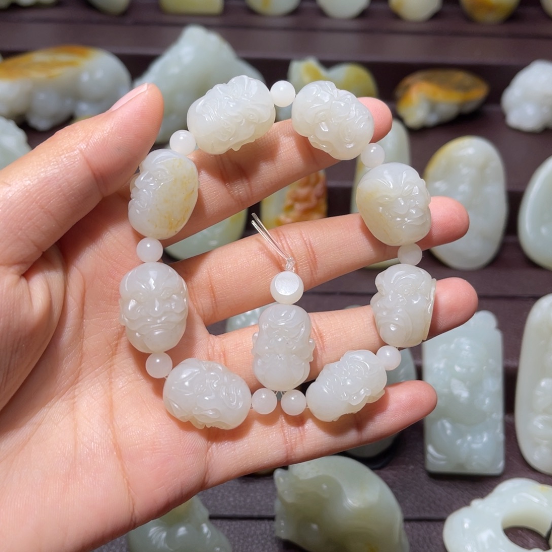 和田玉未镶嵌手链