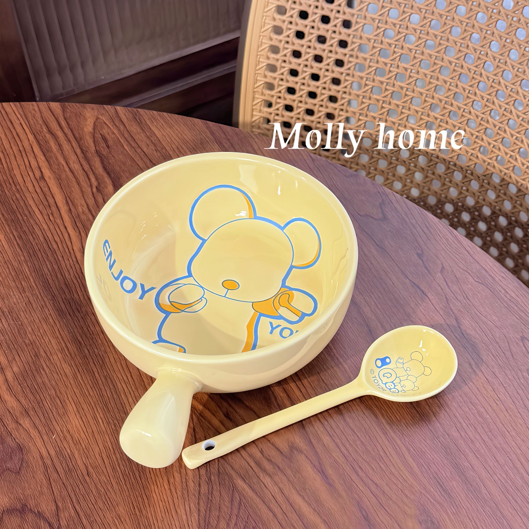 暴力熊陶瓷餐具卡通手把碗加勺子装家用餐厅可爱面碗碗