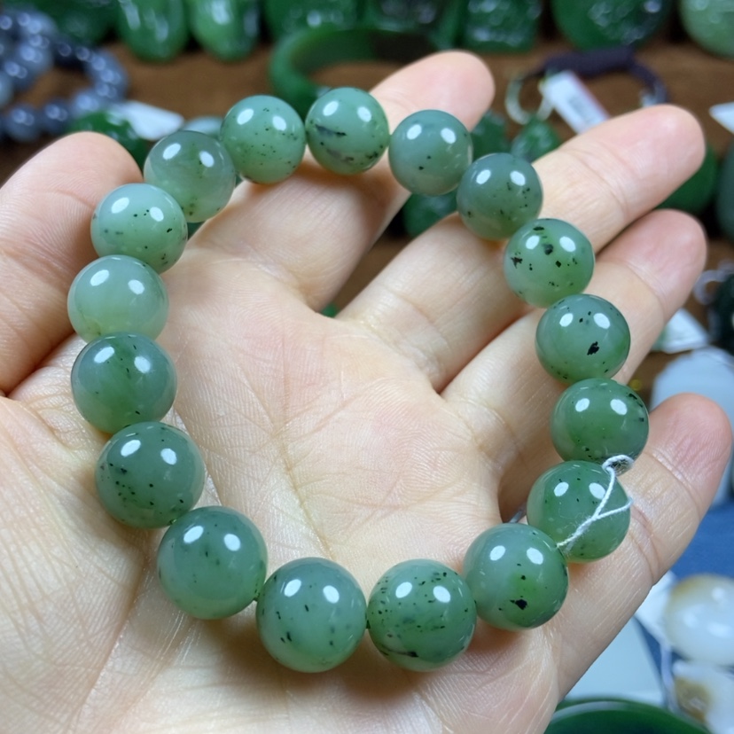 【闪购商品】未镶嵌手链和田玉（碧玉）