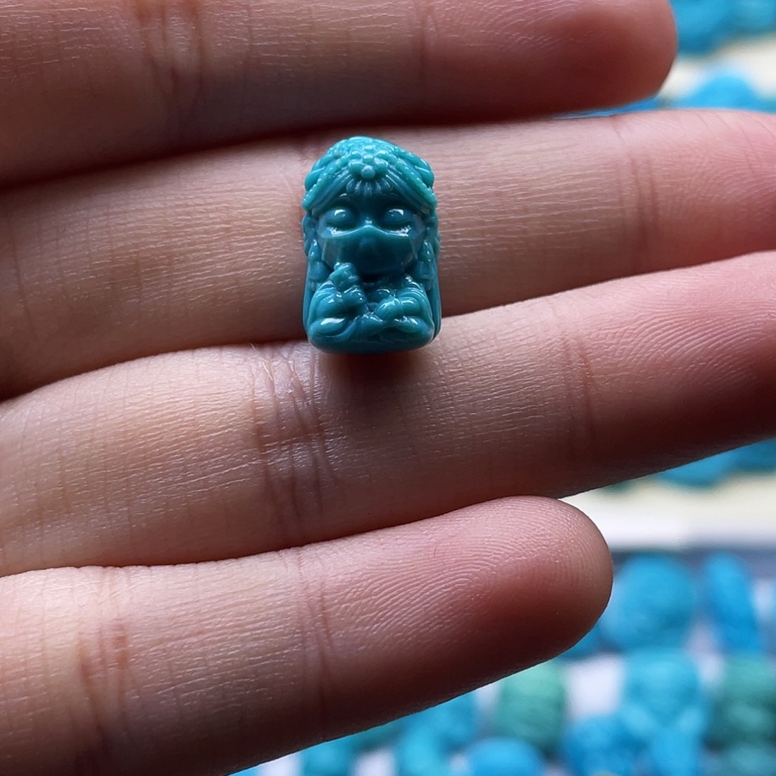 绿松石未镶嵌珠宝奇石