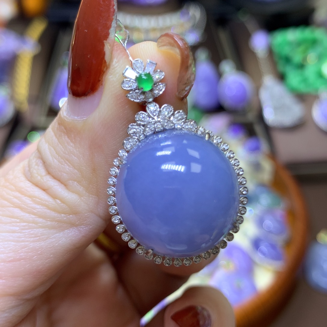 【闪购商品】翡翠颈饰18K金镶嵌翡翠