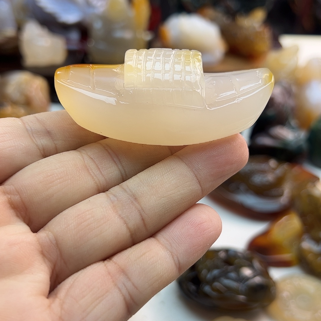 玛瑙/玉髓未镶嵌颈饰
