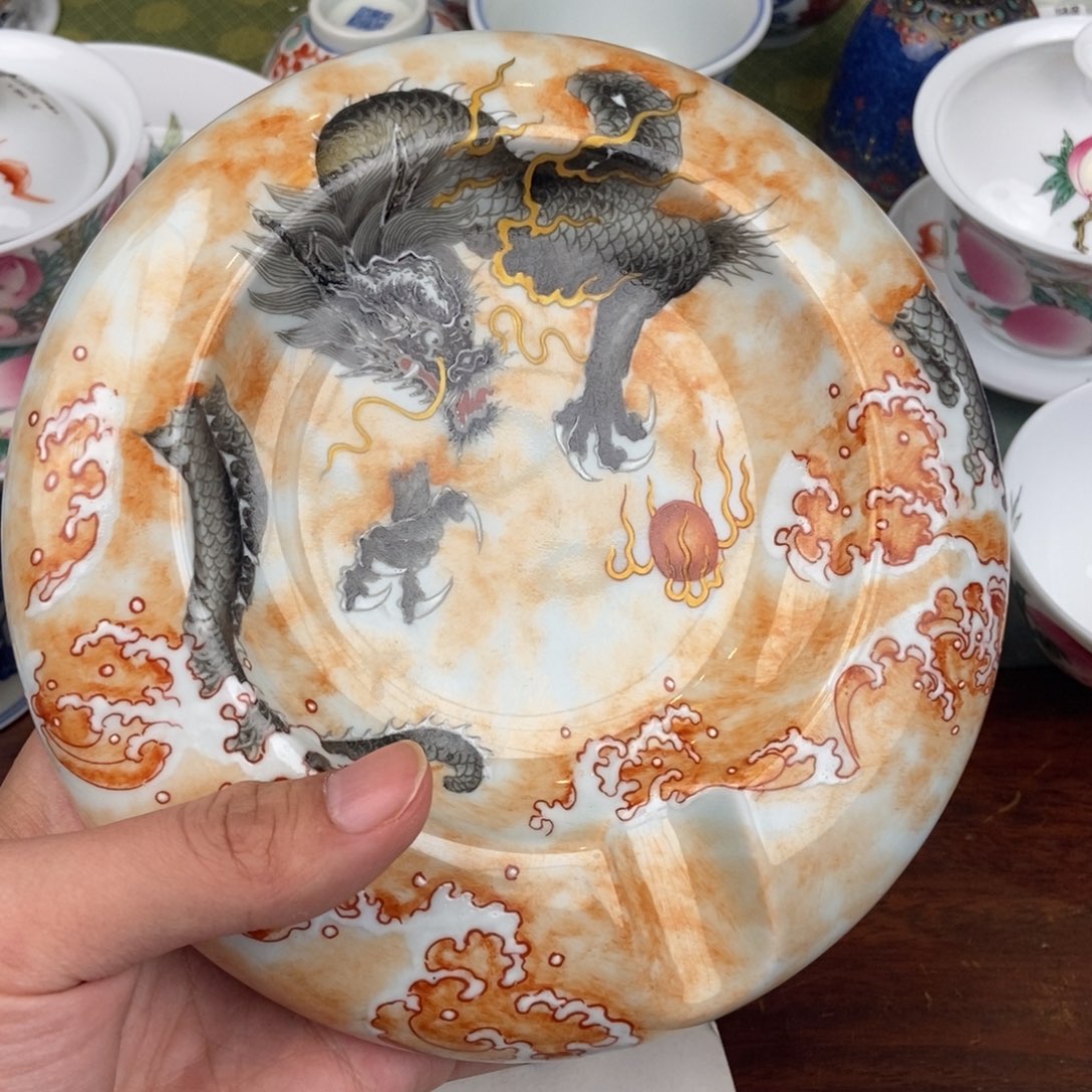 陶瓷的的设计师是