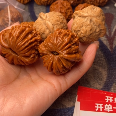 把件文玩核桃四座楼