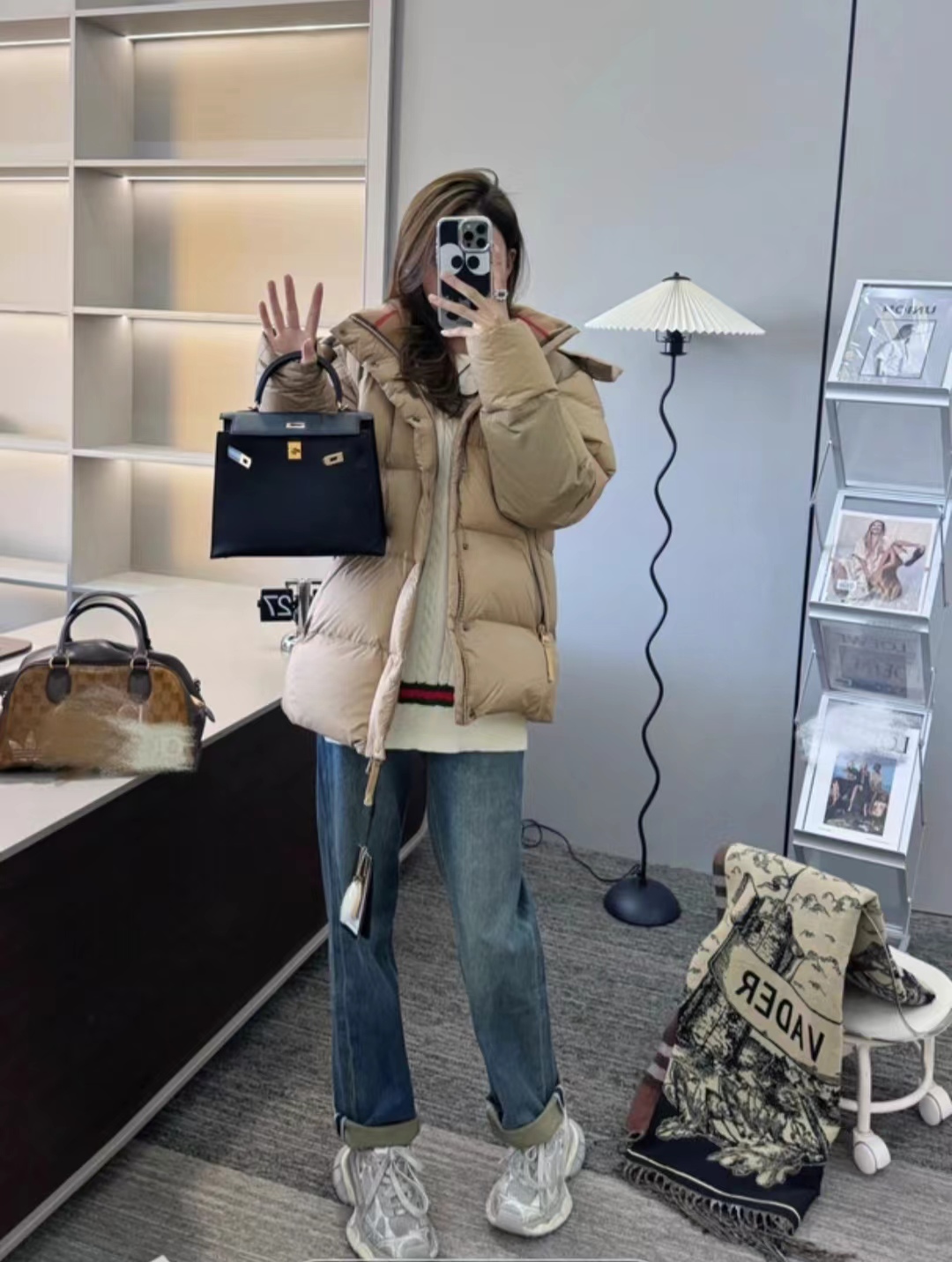 【备备】2025带防伪水印秋冬上新可拆卸袖帽情侣款水变绒外套 W5007