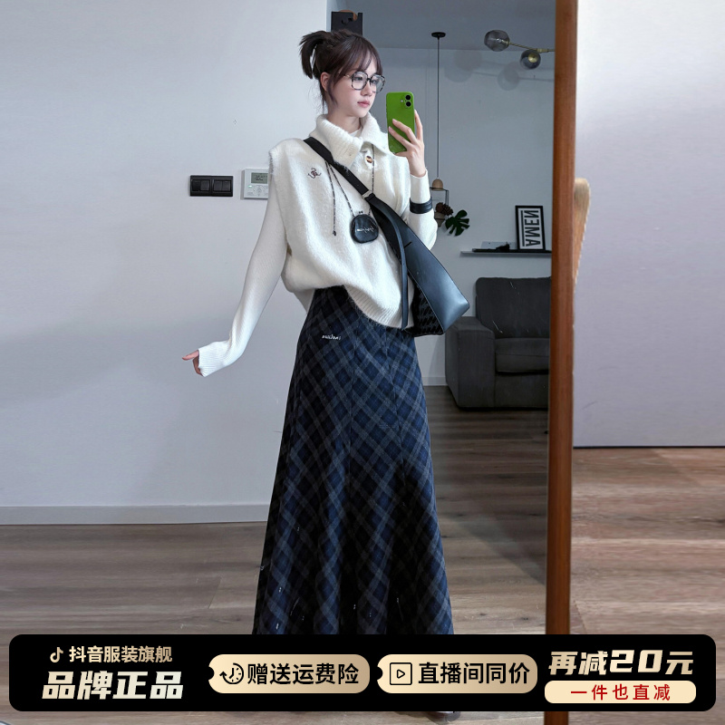 韩系穿搭一整套2025新款白色针织连衣裙子女秋冬季巨好看长裙套装