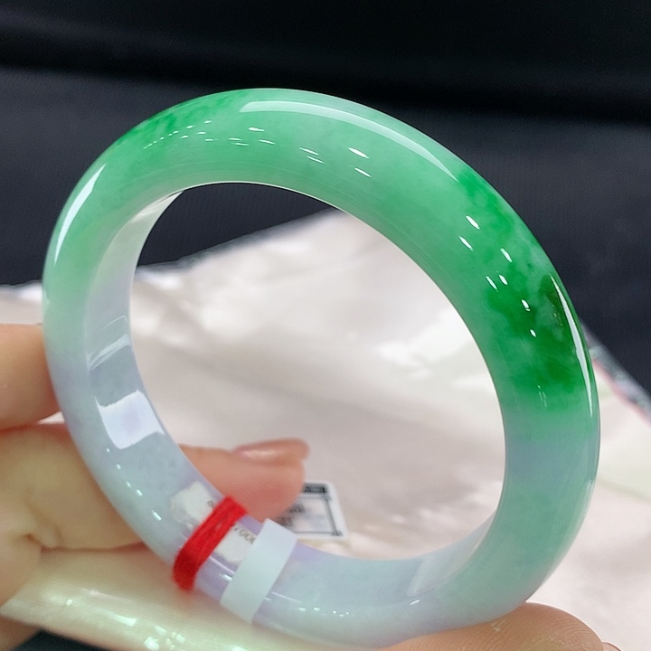 翡翠手镯未镶嵌正圈57