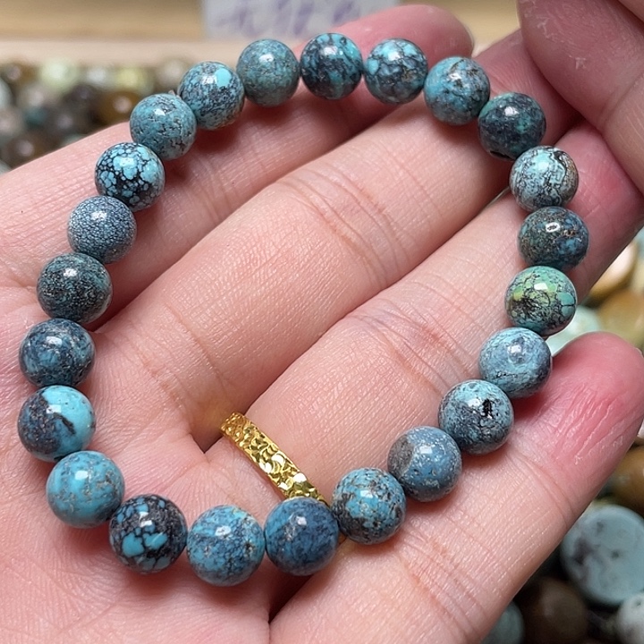 绿松石未镶嵌7.8左右的