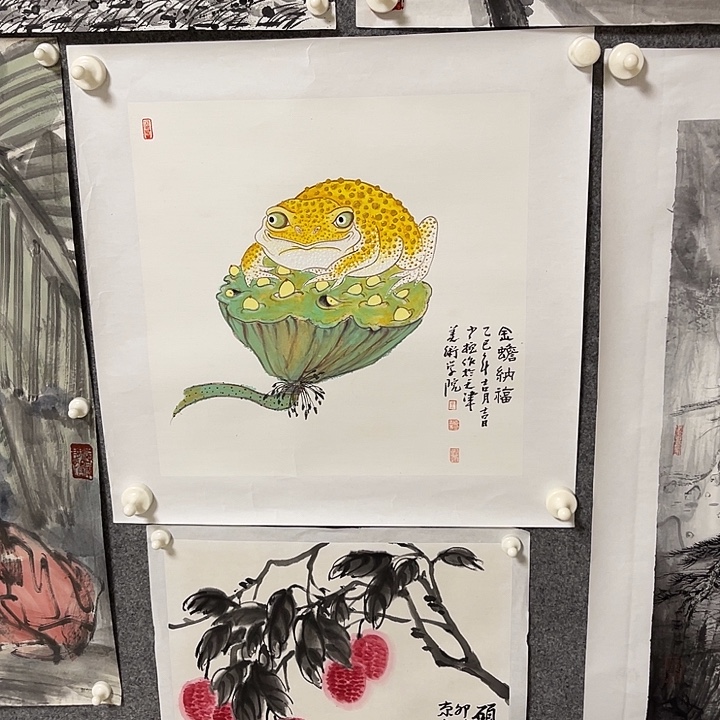 横款王少桓一平尺金蟾画