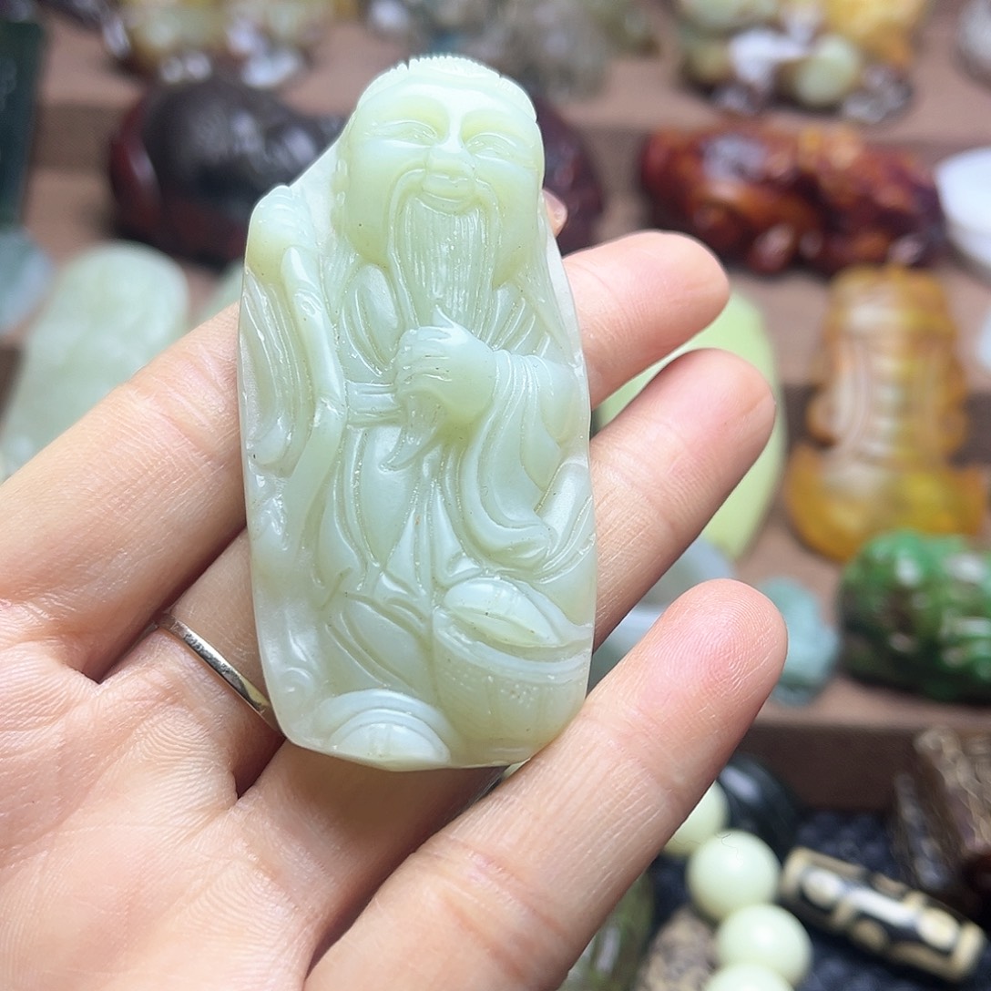 白玉菩提吊坠86。。