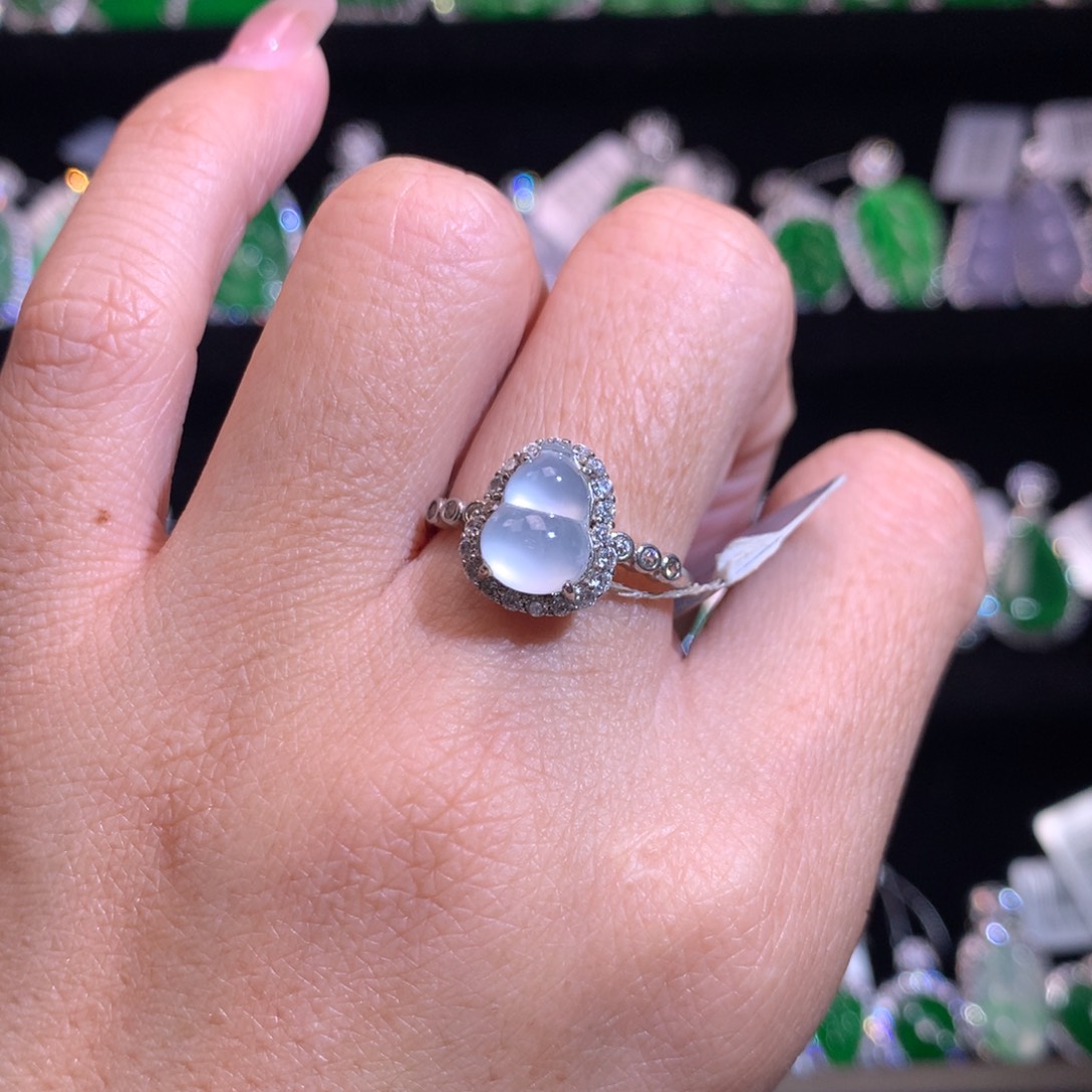 【闪购商品】银S925镶嵌戒指翡翠