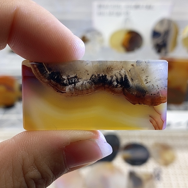 未镶嵌颈饰玛瑙/玉髓