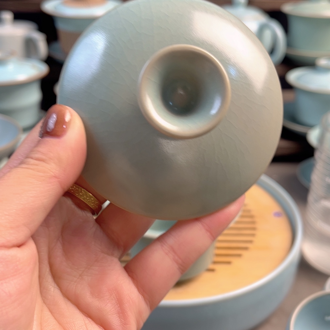 开***行陶摆件天青色的云是你我心中