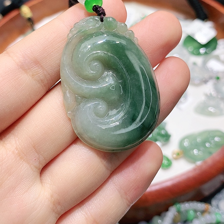 翡翠未镶嵌颈饰缅甸天然翡翠