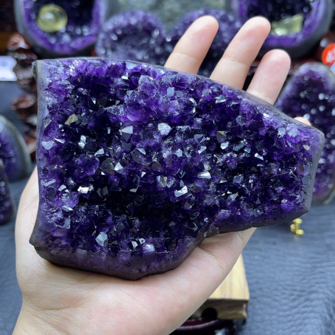 未镶嵌紫晶大型摆件（非配饰）