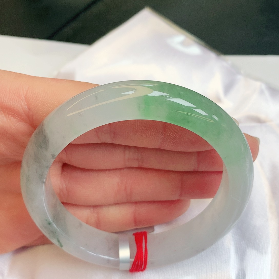 【闪购商品】翡翠手镯未镶嵌缅甸天然a货翡翠