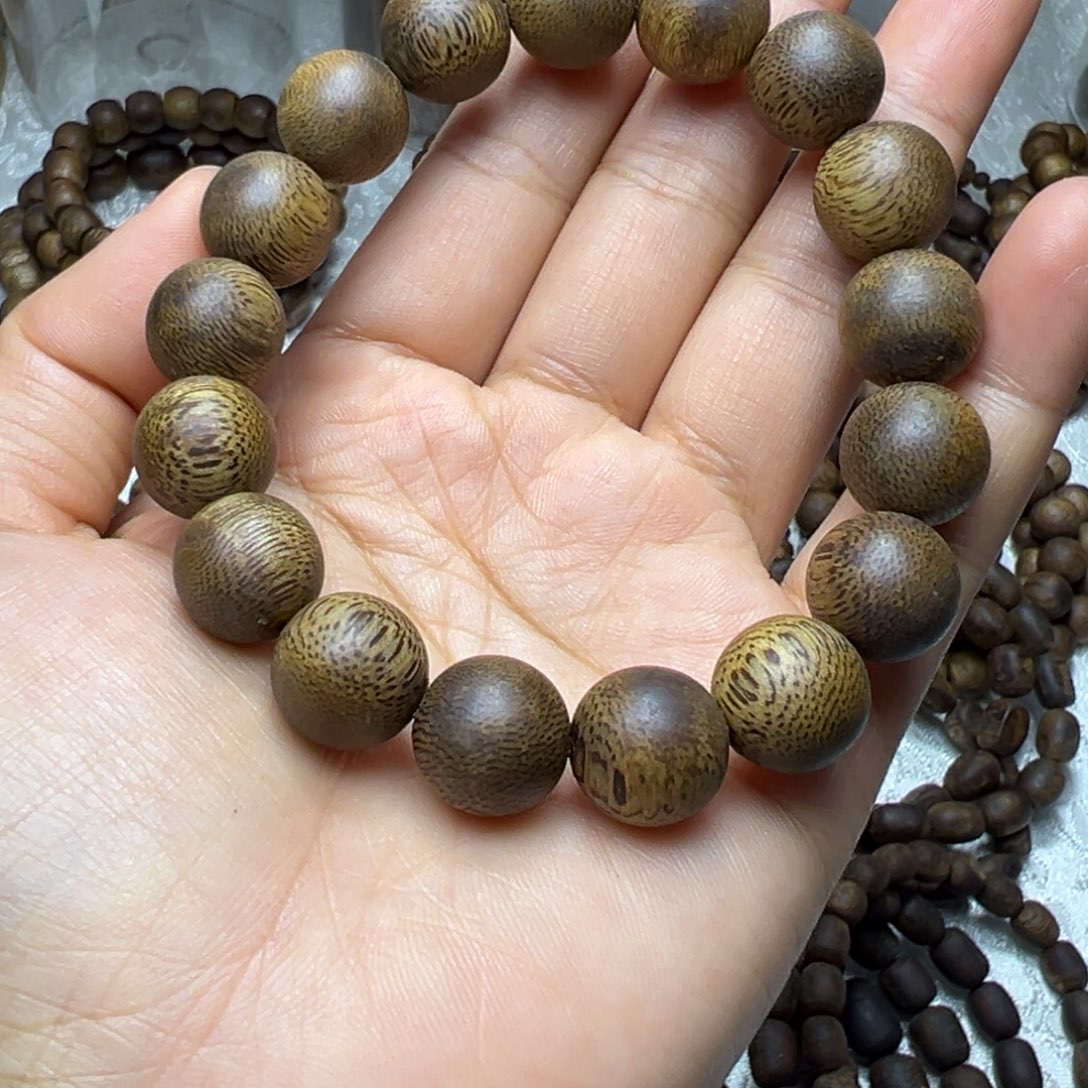 沉香手串卡13保11克圆珠多样性发一