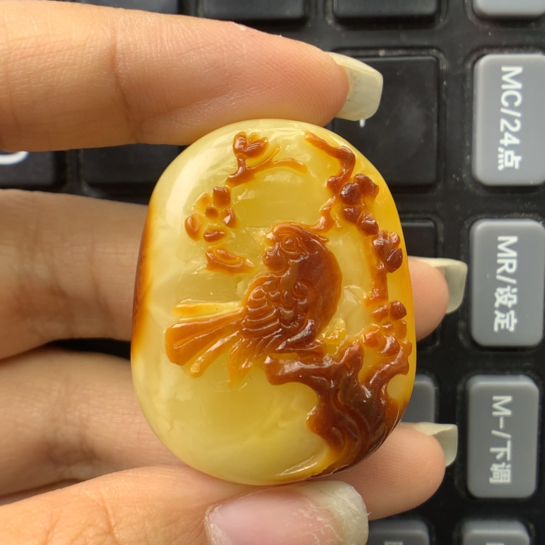 琥珀未镶嵌珠宝奇石