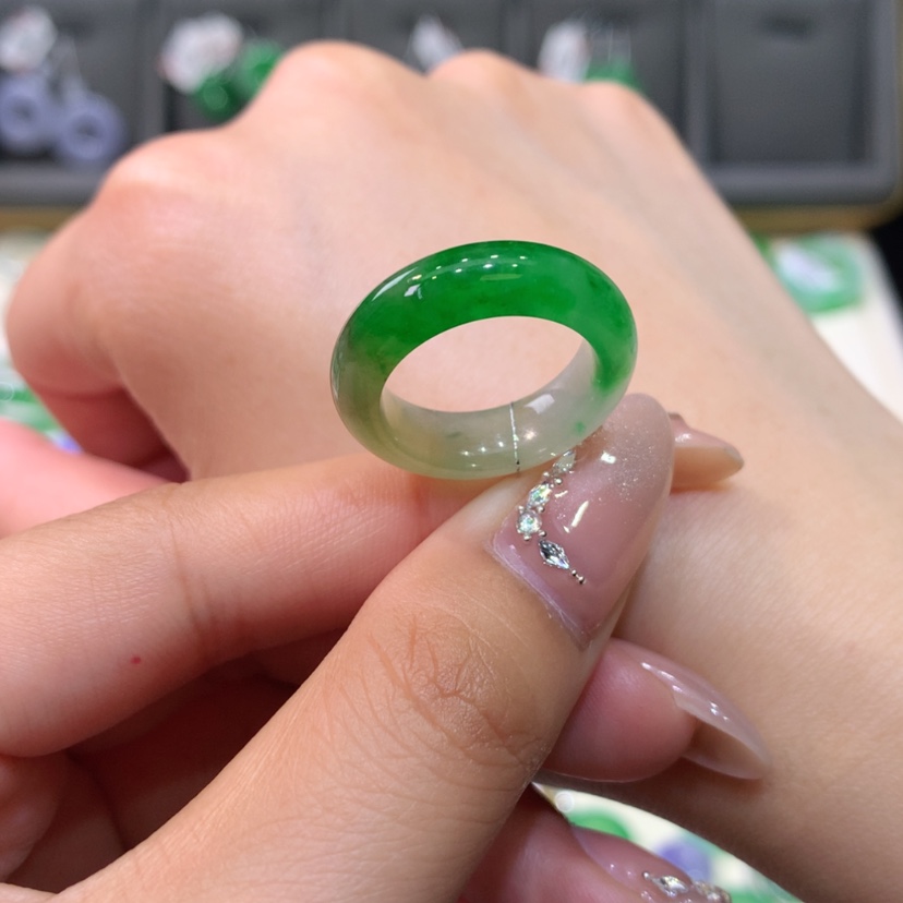 【闪购商品】翡翠戒指未镶嵌11.12号特色款式黄加绿（新品）