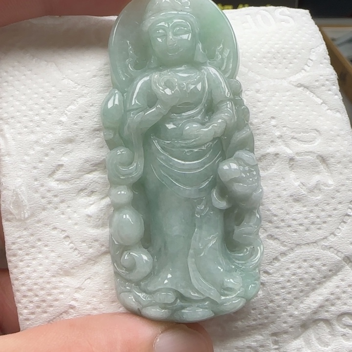 翡翠颈饰未镶嵌观音