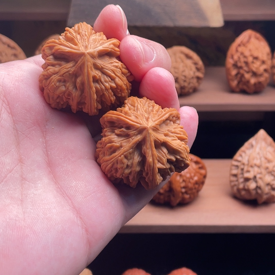 文玩核桃吊坠文山