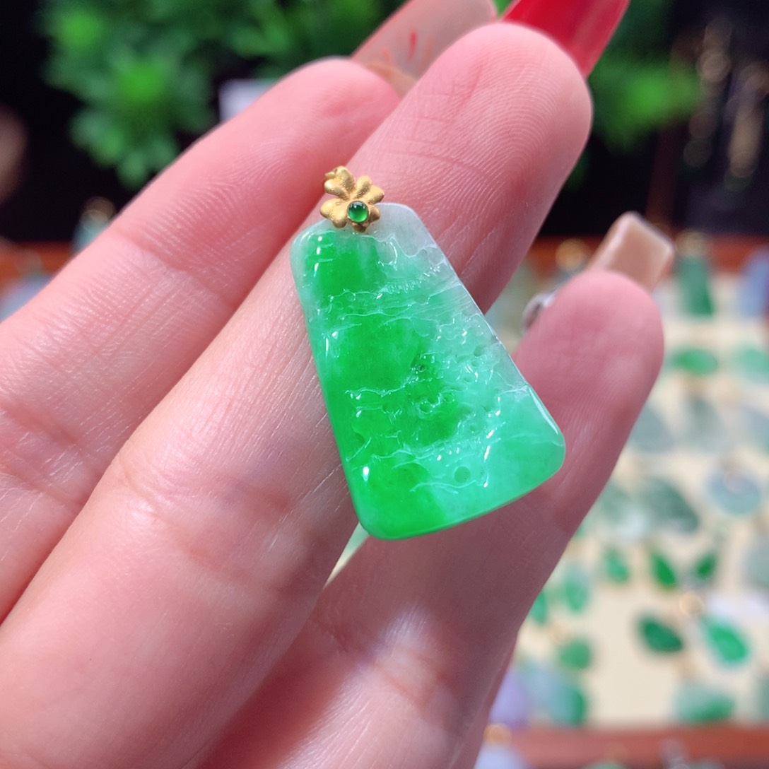 翡翠吊坠(不含链)18K金镶嵌