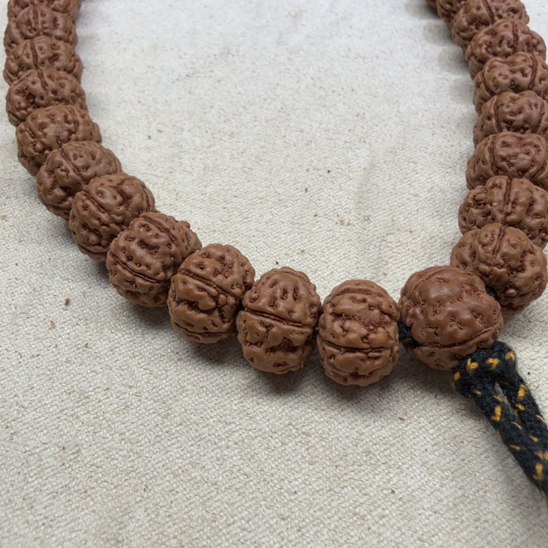 金刚菩提吊坠月*10单圈