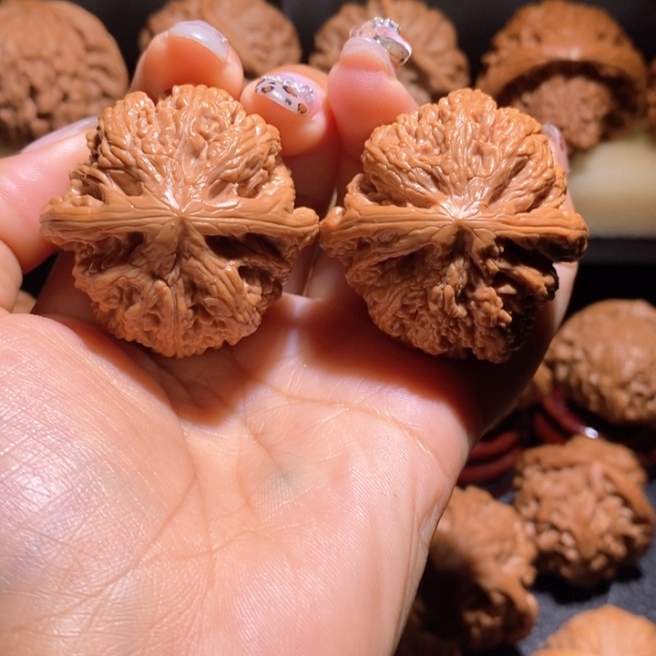 文玩核桃把件41球筋