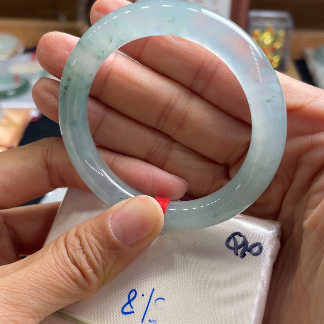 翡翠手镯未镶嵌51.8天然翡翠A货