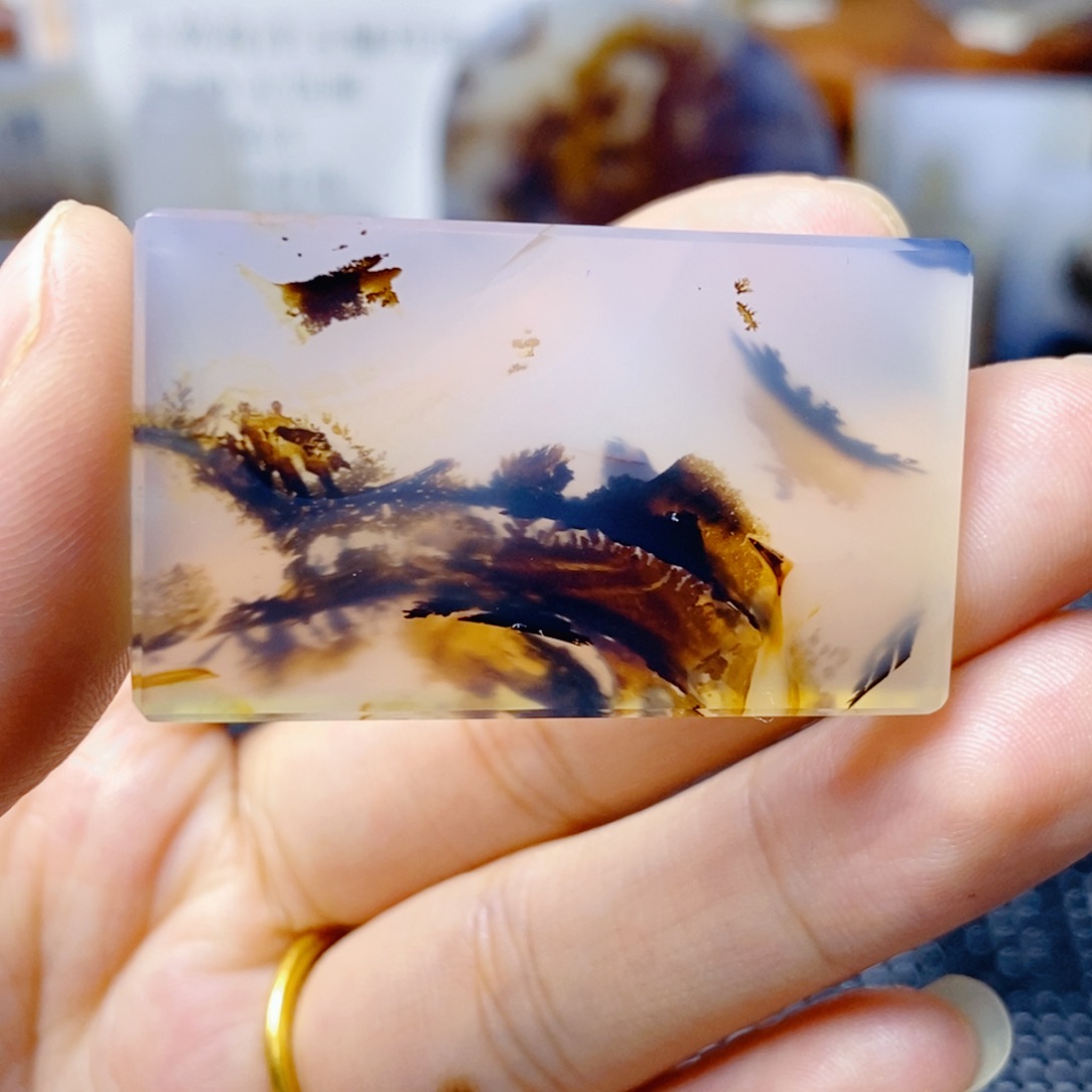 玛瑙/玉髓未镶嵌珠宝奇石