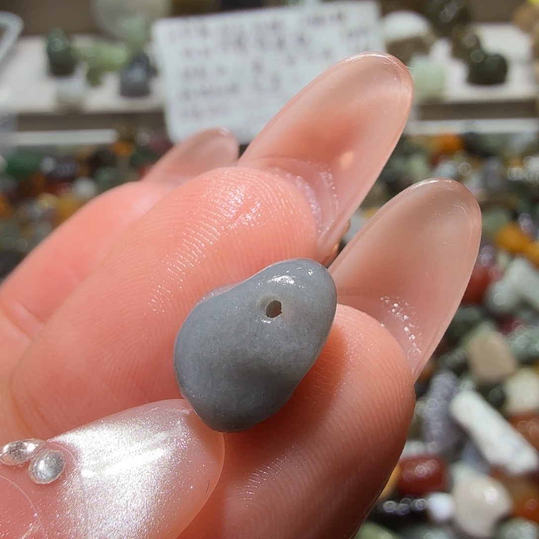 和田玉未镶嵌珠宝奇石